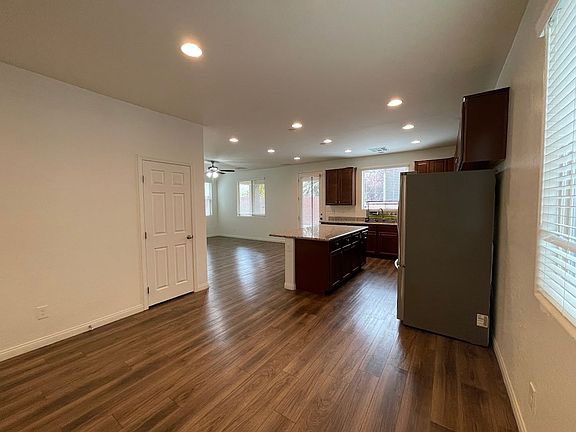 3rd image of 8181 Hafner St