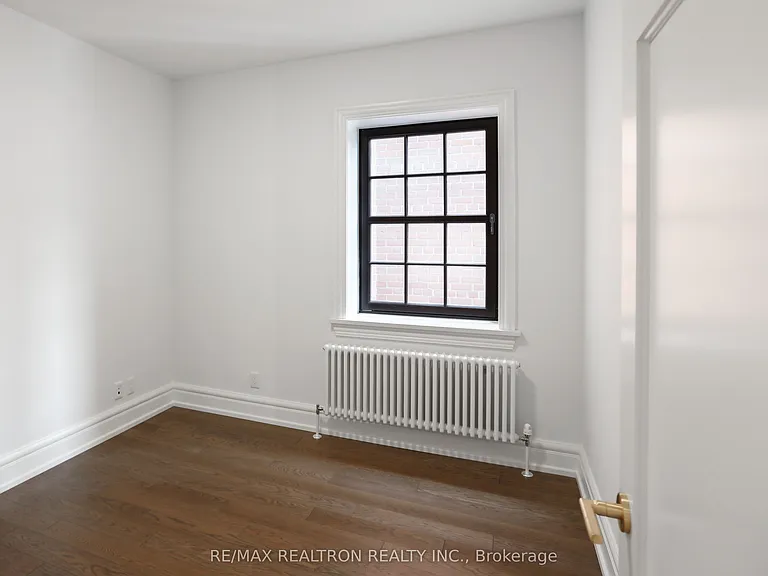 2 Clarendon Ave #206 — Photo 14