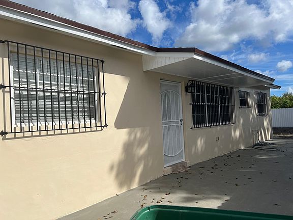 5th image of 15261 NW Railroad Dr