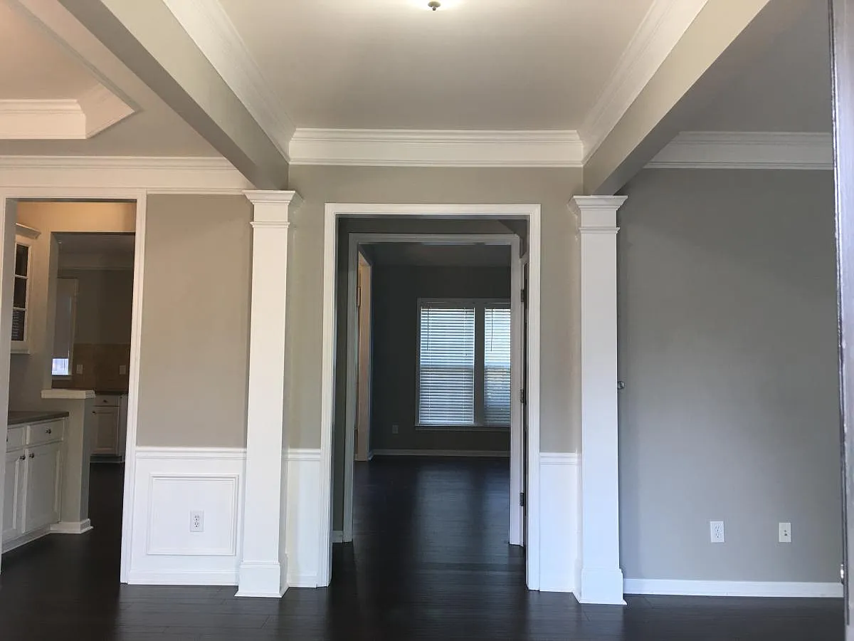 4 bed, 2294 sqft, $2,790 — Photo 3