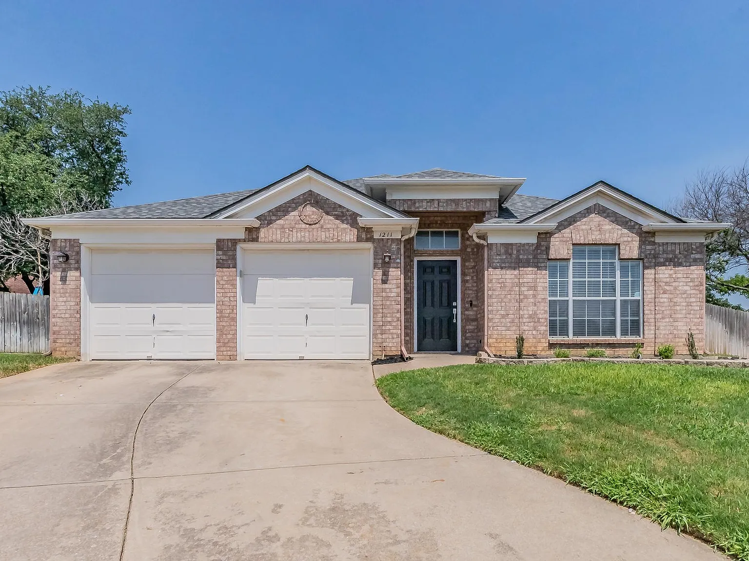 4 bed, 1857 sqft, $2,695 — Photo 1