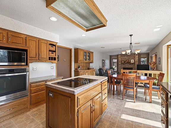 3rd image of 12069 Holly St NW
