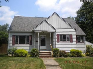 801 Arcadia Ave, Cuyahoga Falls, OH 44221