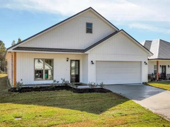 123 Mamie Cir, Picayune, MS 39466