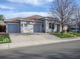 1065 Hillsdale Ln, Lincoln, CA 95648