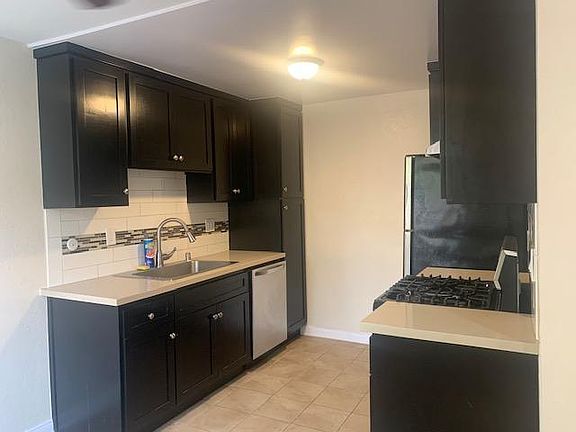 5th image of 7115 Milwood Ave APT 1