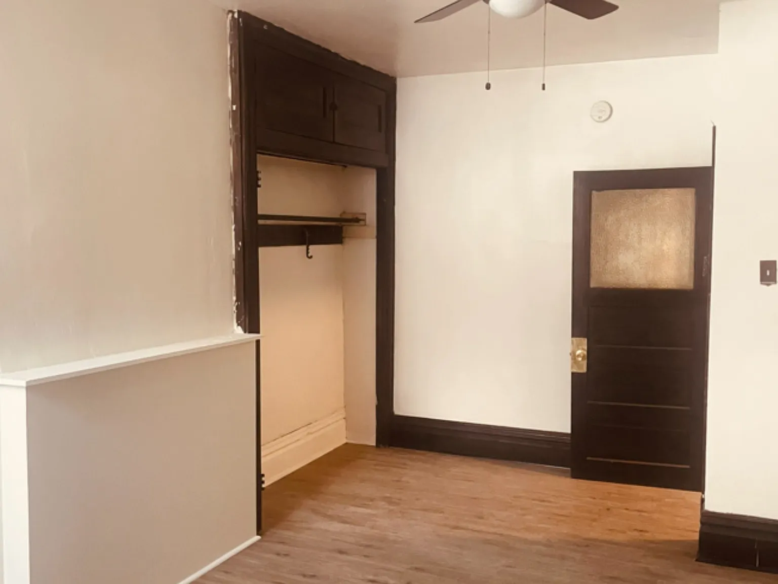 2 bed, 950 sqft, $1,300 — Photo 2