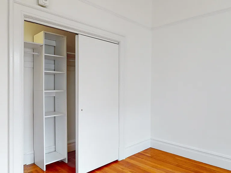 3097 Washington St #14 — Photo 9