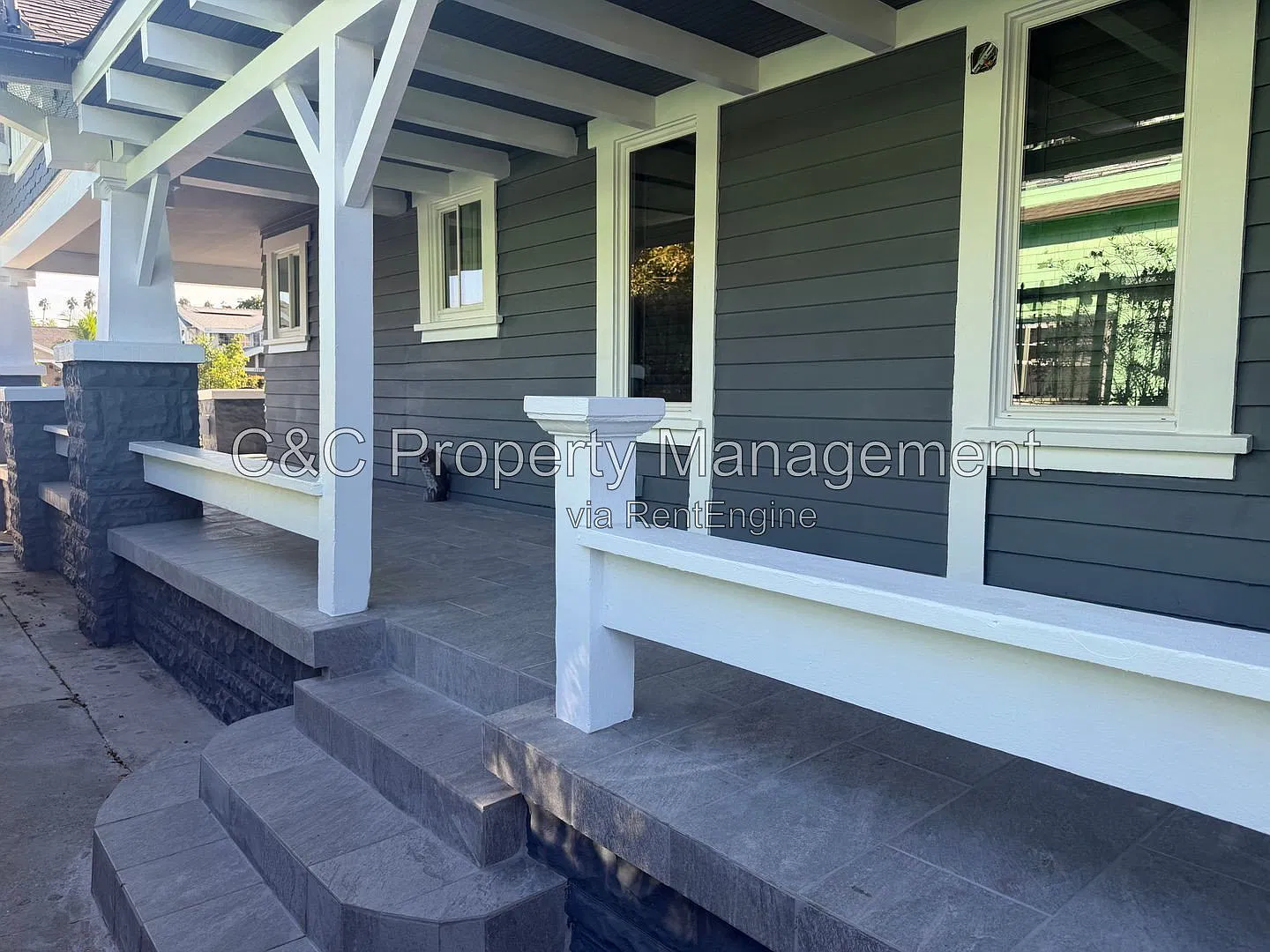 3 bed, 2.0 bath, $4,200 — Photo 2