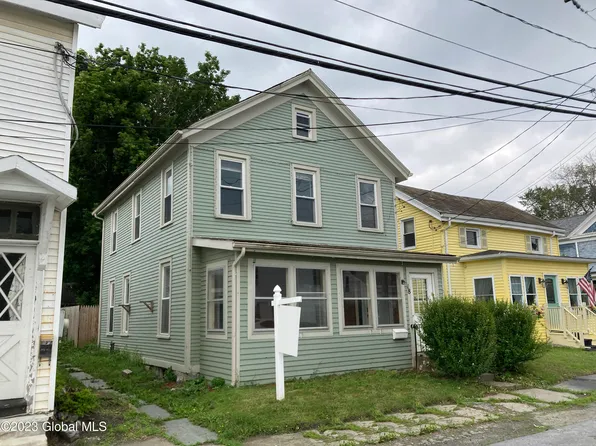 18 Hoosick Street, Hoosick Falls, NY 12090