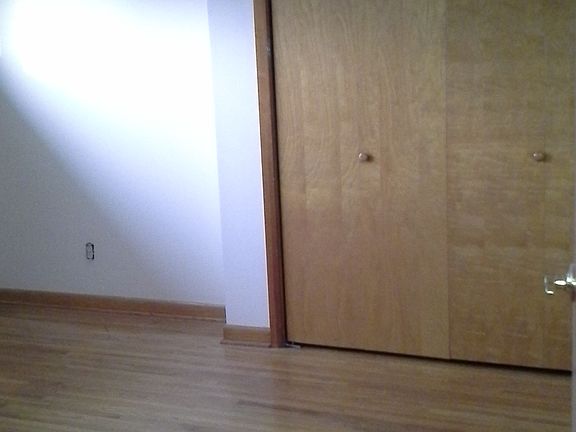 5th image of 18 Lou Ann Dr