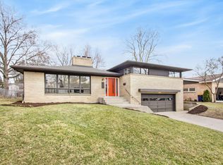 1622 York Dr SE, East Grand Rapids, MI