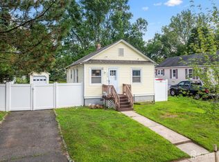 1775 W 5th St, Piscataway, NJ 08854