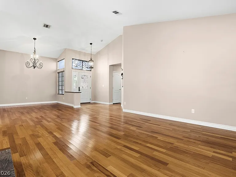 2870 Deerwood Ct — Photo 8