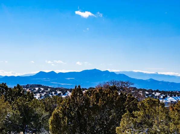 21 Camino Del Gallo, Lamy, NM 87540