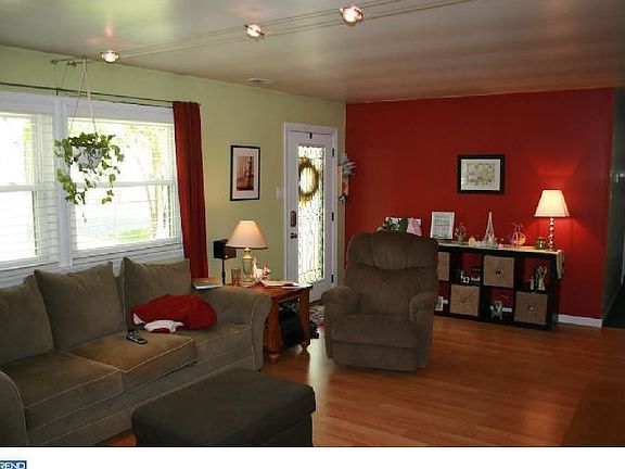 4th image of 202 Hunter Blvd