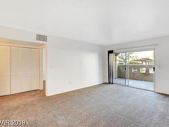 4th image of 1900 Desert Falls Ct Unit 103