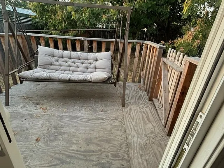 1501 Sterling St #1501 — Photo 10