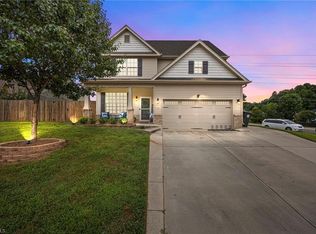 261 Fair Oaks Ct, Mebane, NC 27302