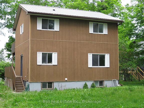 2nd image of 24 Maple Ridge Dr