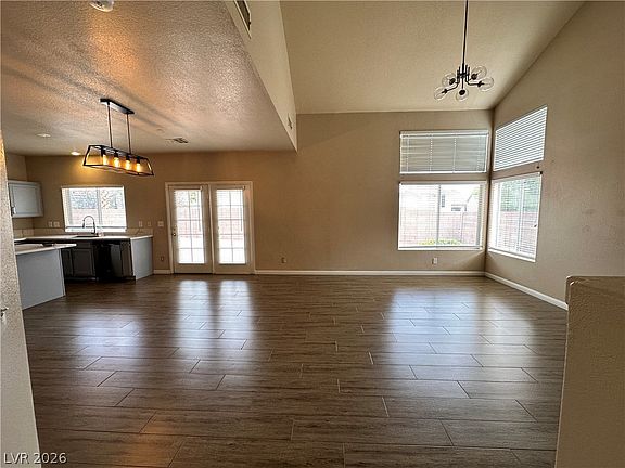 4th image of 2024 Shining Feather Ln