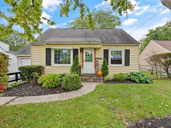 117 Russell Ave, Liverpool, NY 13088