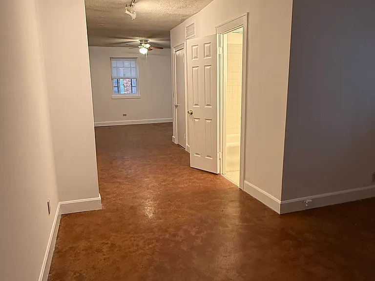 Waldo Apartments — Photo 13