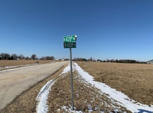 2447 N 4220th Rd, Sheridan, IL 60551
