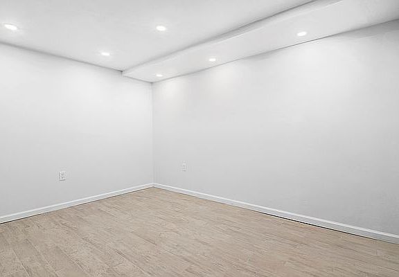 5th image of 63 Stewart St #2