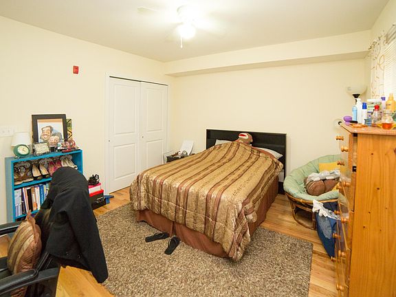 4th image of 3028 W Girard Ave Floor 1