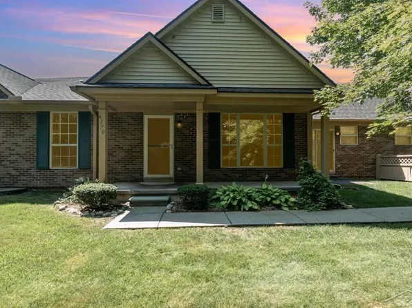4170 Stonebridge Dr, Holly, MI 48442