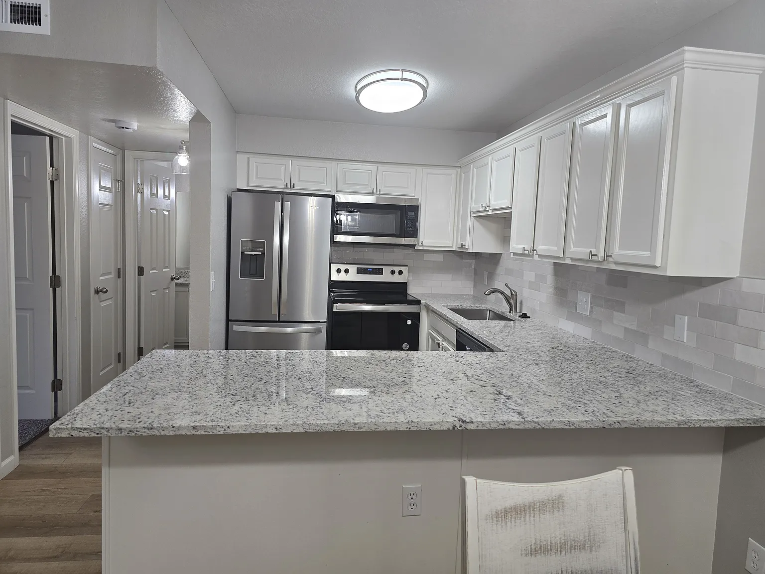 1 bed, 750 sqft, $1,750 — Photo 4