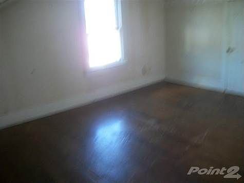 5th image of 1201 Forest Ave