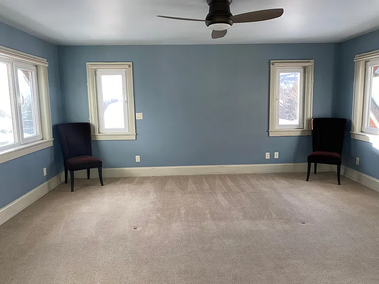 821 Broad St — Photo 33