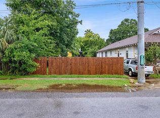 412 S Bernadotte St, New Orleans, LA 70119