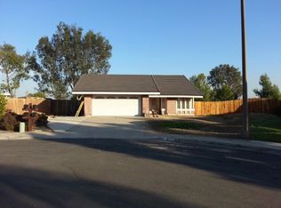 8 Meadow Ridge Cir, Pomona, CA 91766