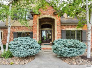 16486 Cheyenne Rd, Omaha, NE 68136