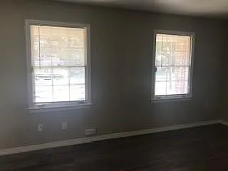 5664 Vanderbilt Dr — Photo 3