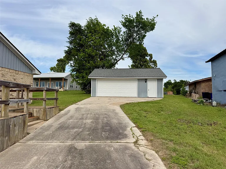 337 W Cattle Dr — Photo 3