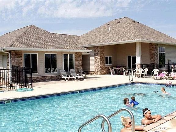 4th image of 3312 Prairie Meadow Dr #A