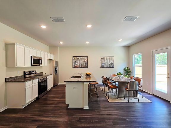 Virtually Staged Kitchen Dining