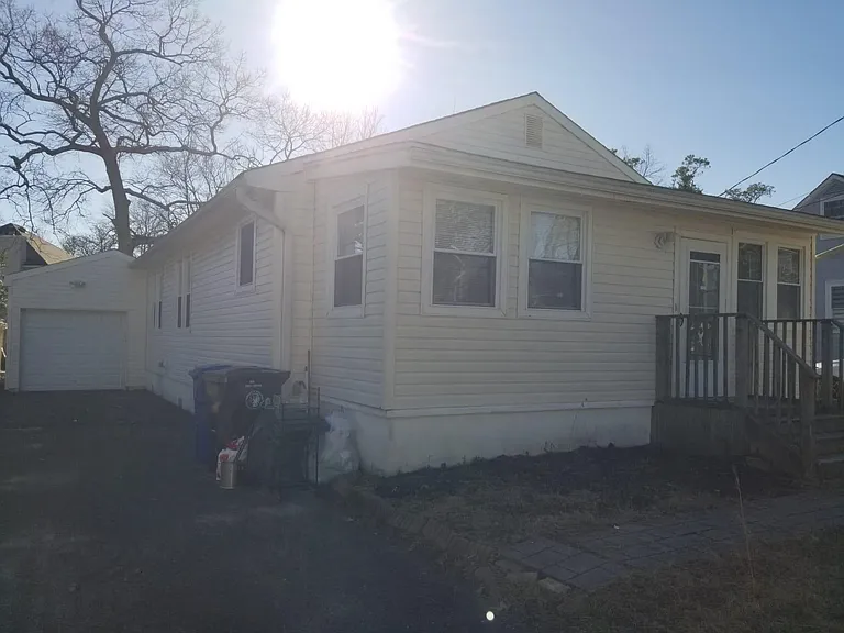 299 Morrell Dr — Photo 1