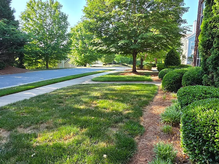 130 Shallowford Reserve Dr #303 — Photo 28