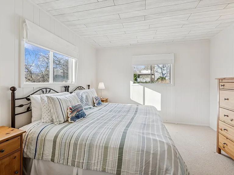 22 Webster Rd — Photo 11