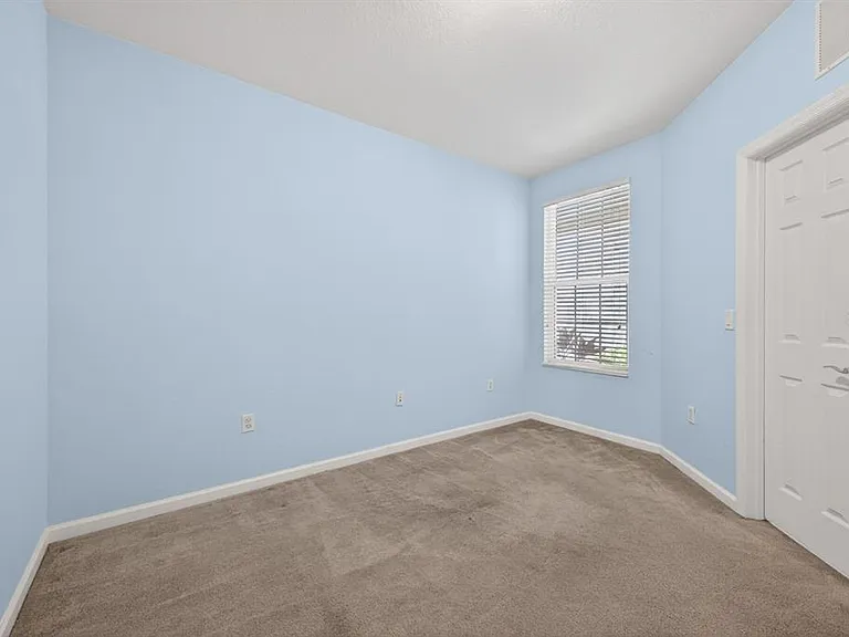 8352 Quimby Cir — Photo 17