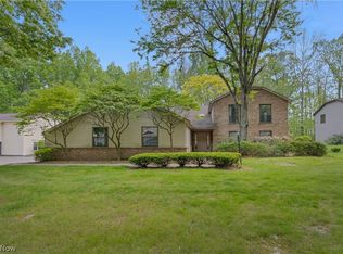 1341 Fox Run Dr, Boardman, OH 44512
