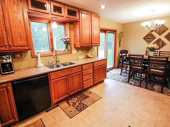 3rd image of 1506 B Ave