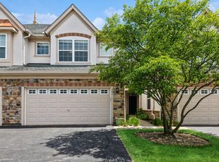 361 Shadow Creek Dr, Vernon Hills, IL