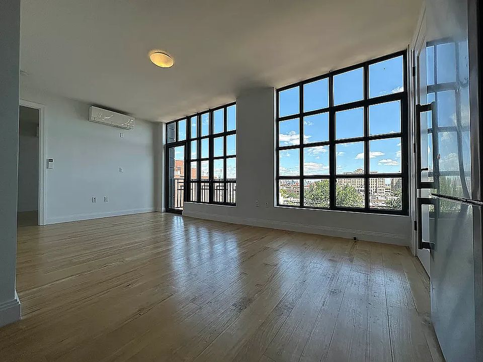 1st image of 564 Saint Johns Pl APT 701