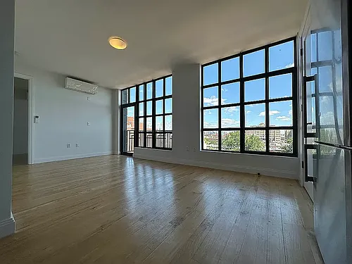 564 Saint Johns Pl #828 Photo 1